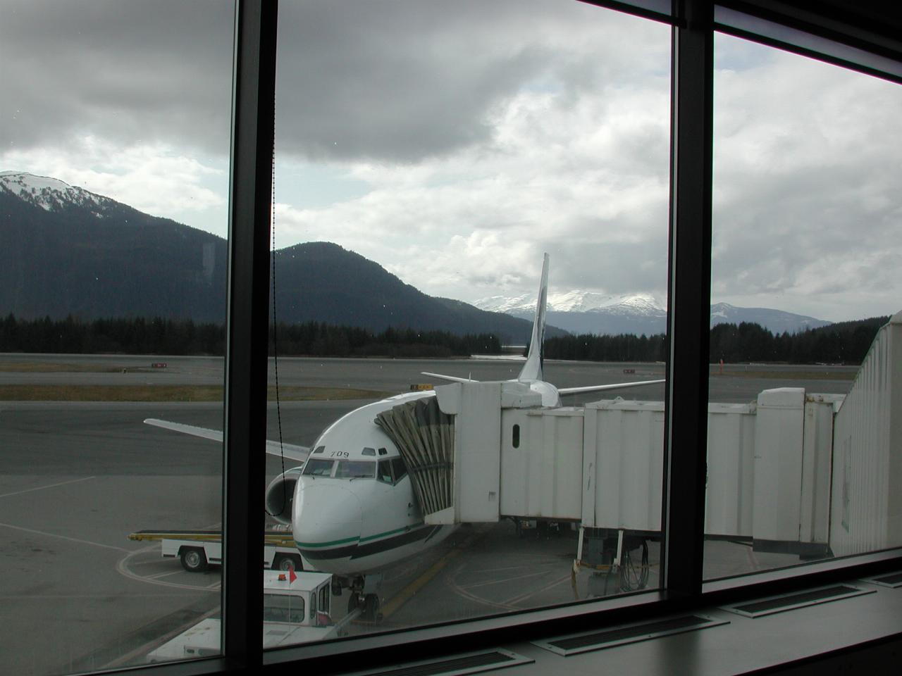 Our plane for Anchorage waiting at Juneau Airport