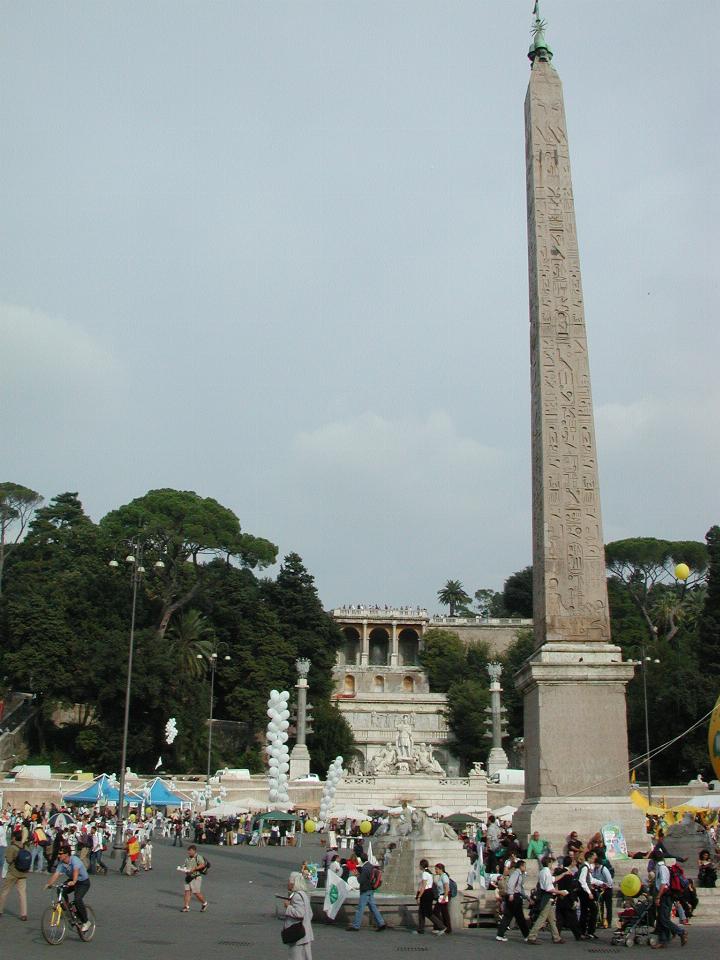 Piazza del Popolo, looking towards Villa Borghese