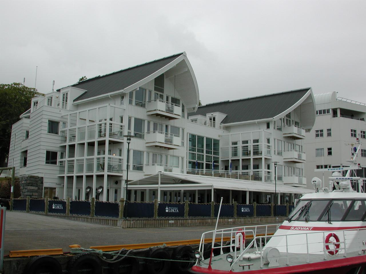 KPLU Viking Jazz: Nautical flavoured architecture to this restaurant on Molde's waterfront
