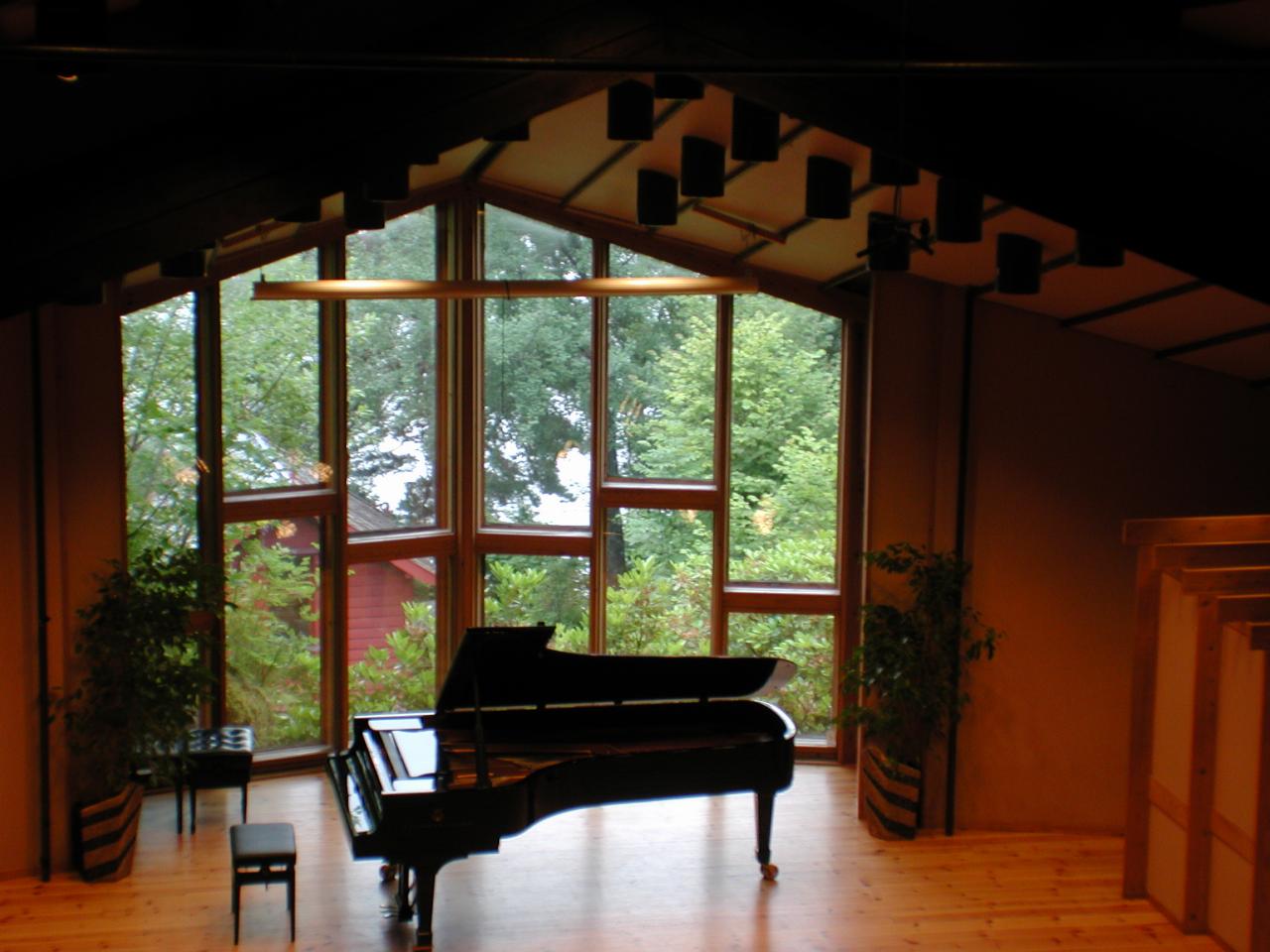KPLU Viking Jazz: Inside the Concert Hall at Greig's home, with his workshop in the background