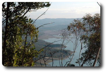 Looking south along Burragorang Valley, 2006