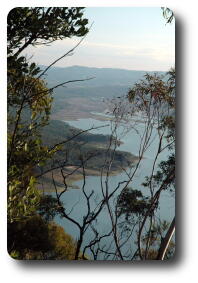 Looking south along Burragorang Valley, 2006