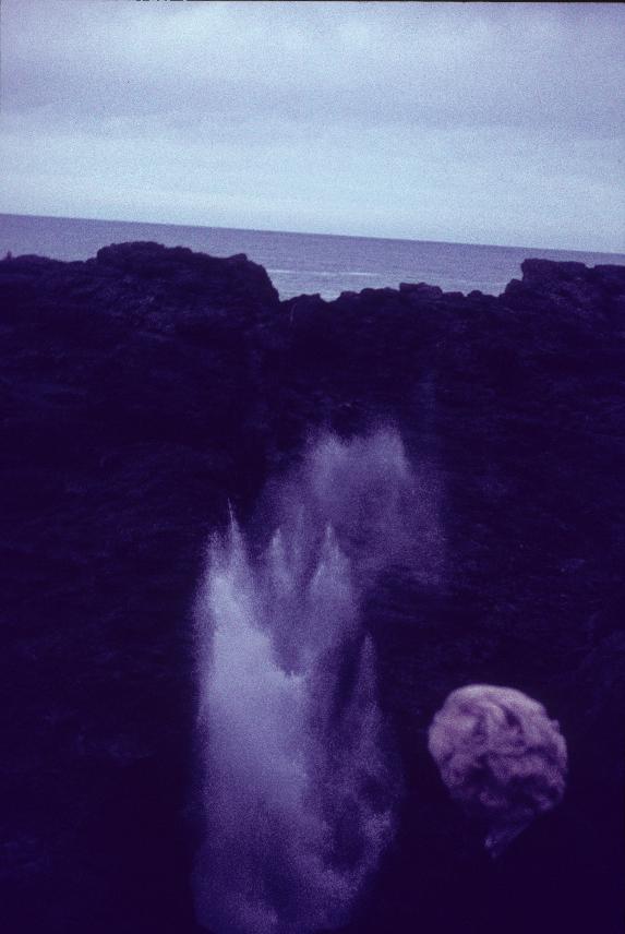 Location and date unknown; probably Kiama (blowhole)