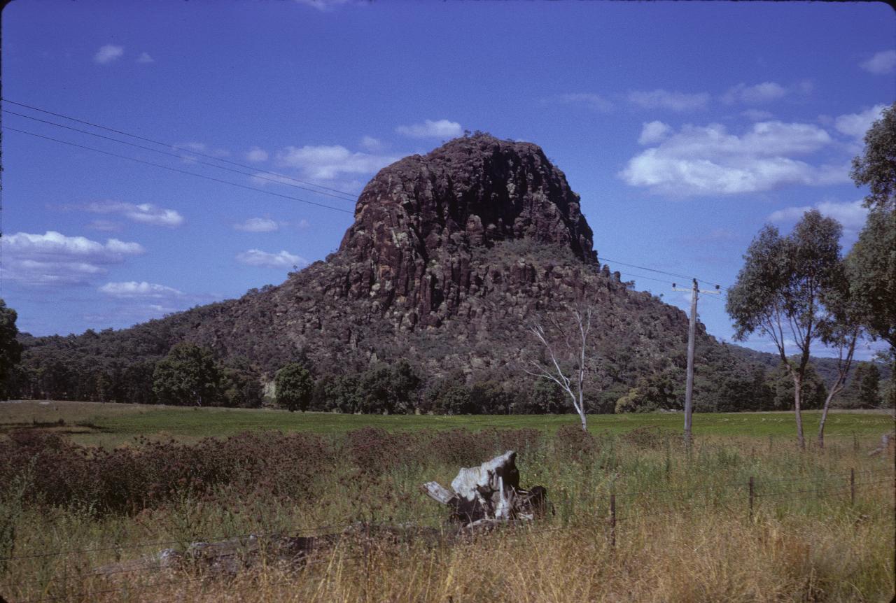 Dome shaped hill composed of hexagonal rod shaped rocks