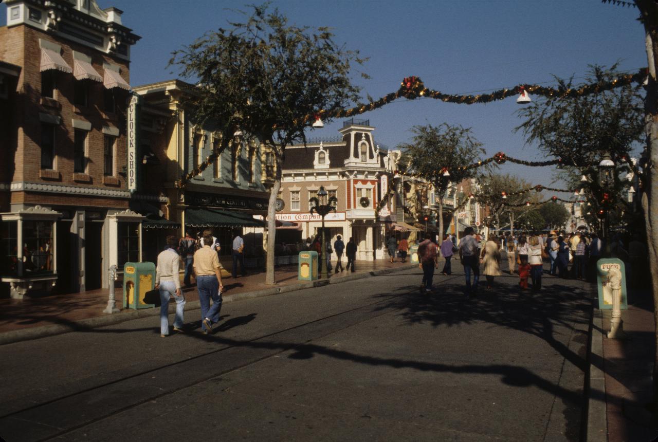 Main Street,  USA: Disneyland style