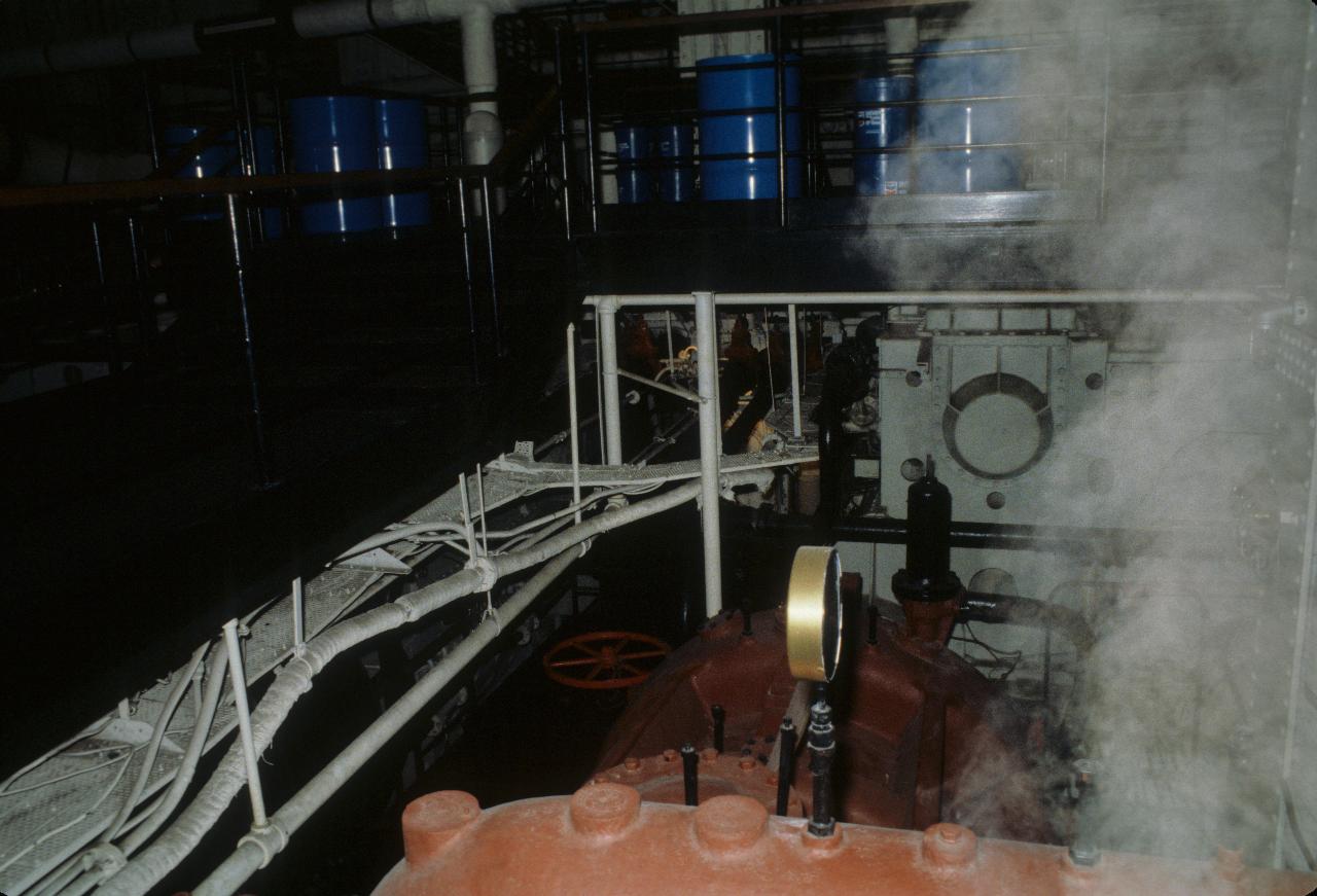 Upper engine room of Queen Mary