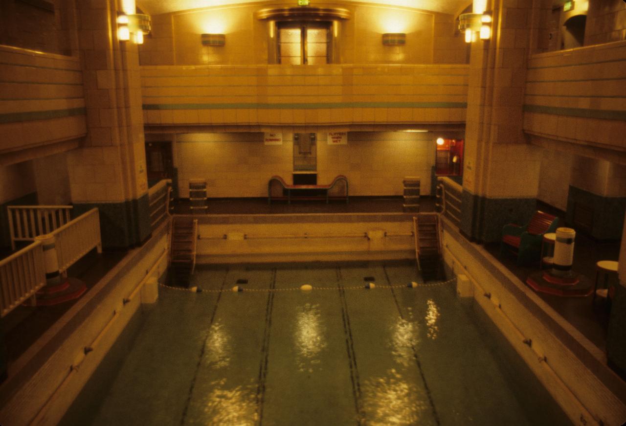 First class swimming pool of Queen Mary