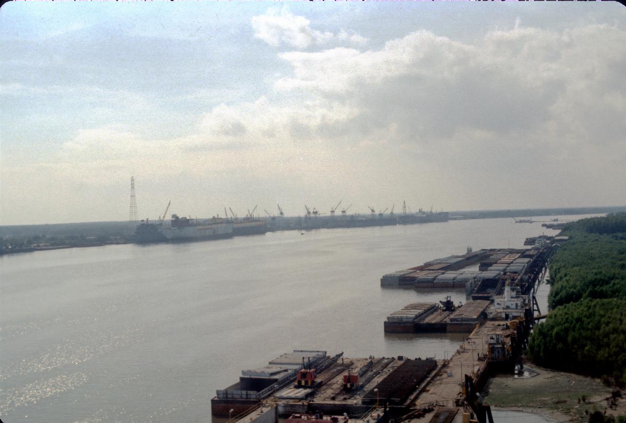 Mississippi River from bridge, just north of New Orleans. River is 190 feet deep