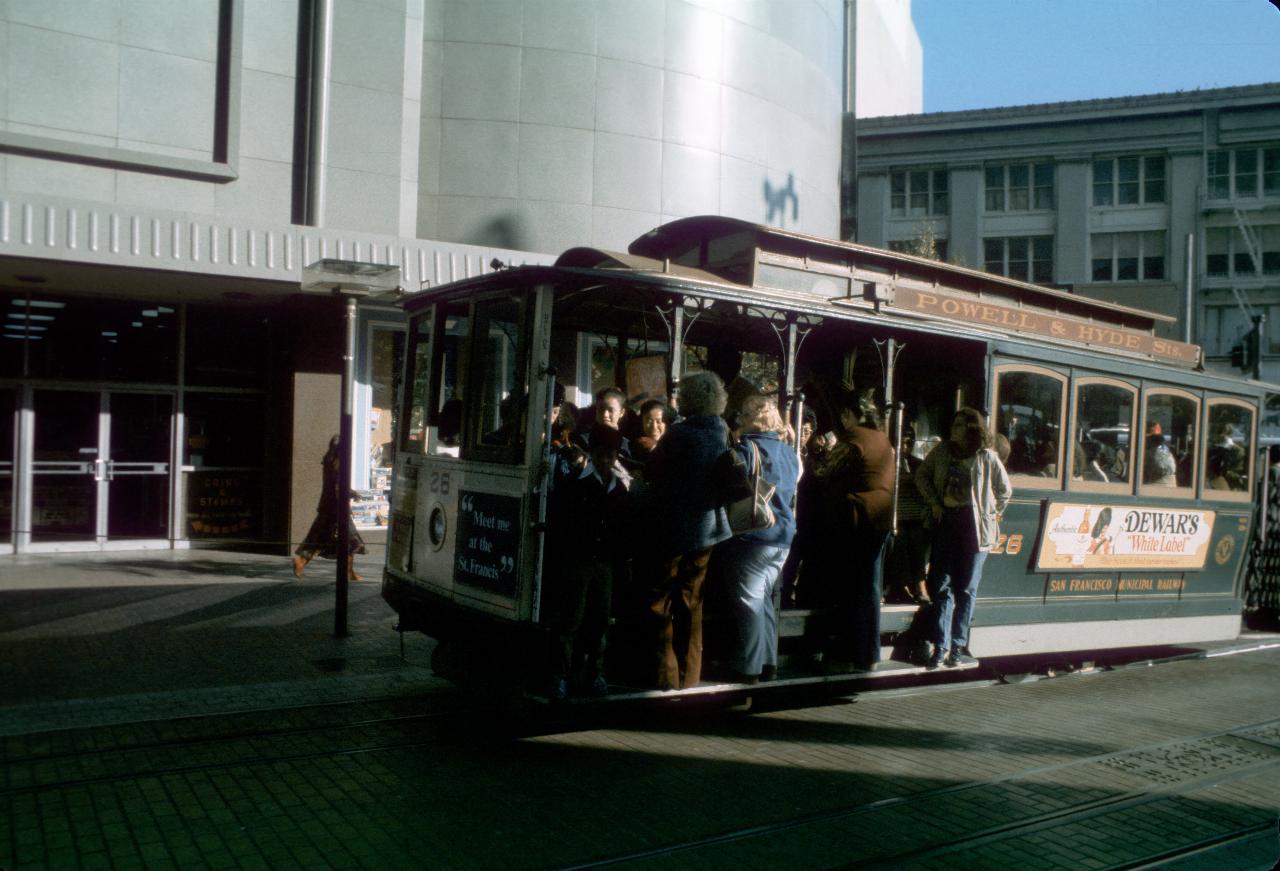 Cable car starting on it's journey up Powell Street