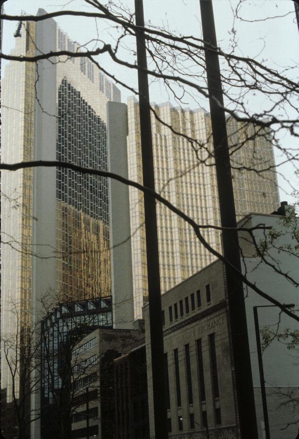 Unisual bank building in Toronto, ON