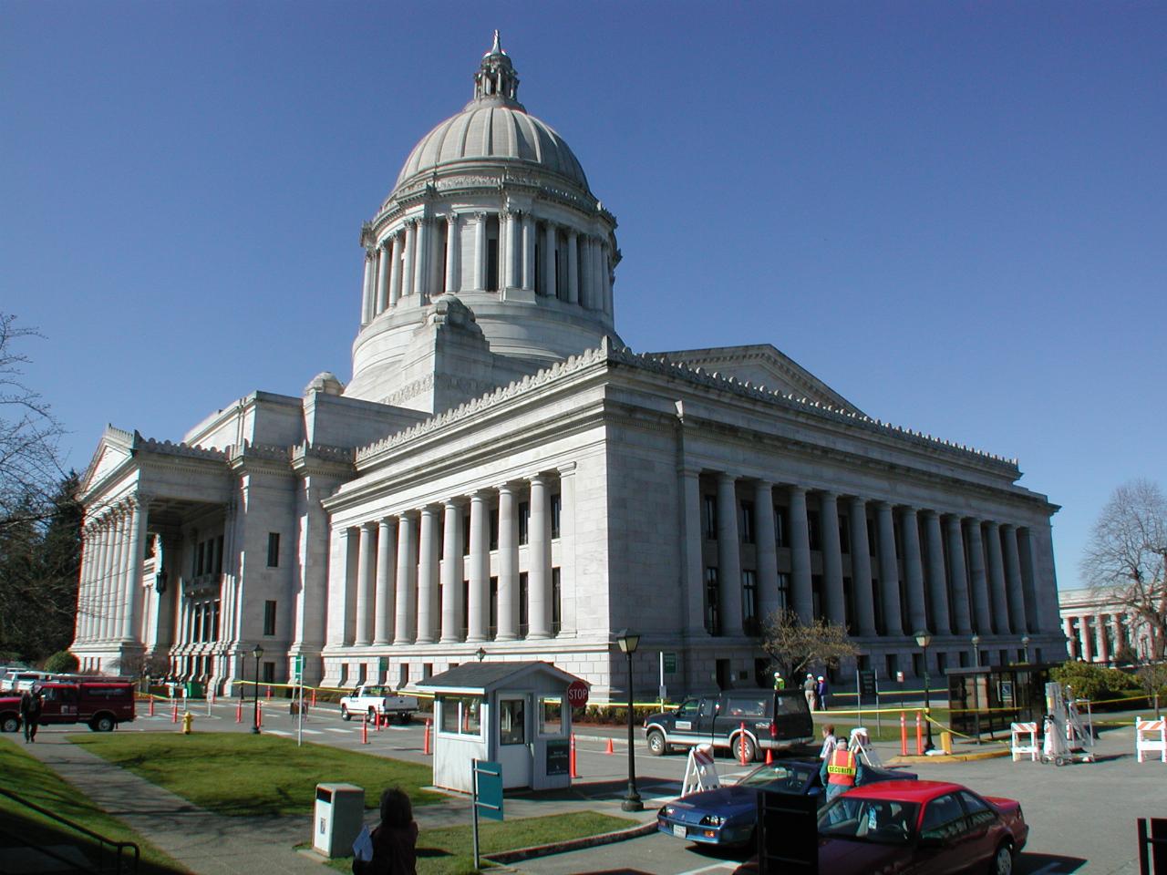 Capitol Building, side on view (south/east side)