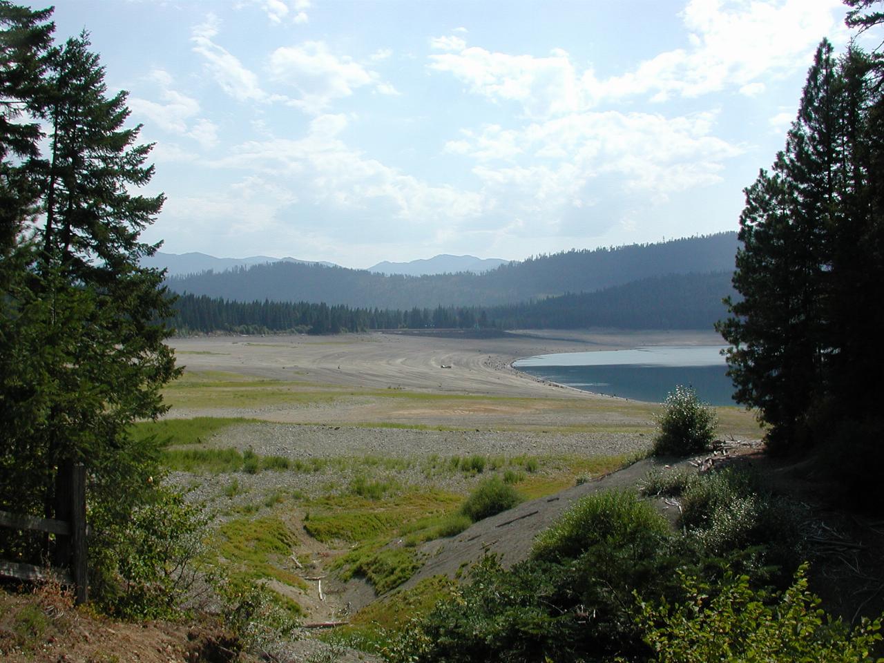 Cle Elum Reservoir, near Rosslyn, with a very low level