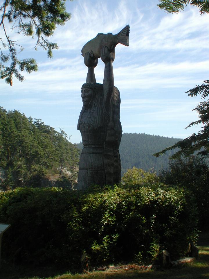 'The Maiden of Deception Pass' wood carving