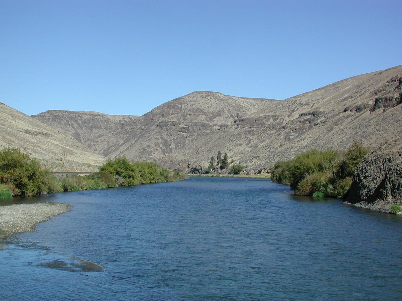 The RT at the Untanum Reserve on the Yakima River in the Yakima Canyon