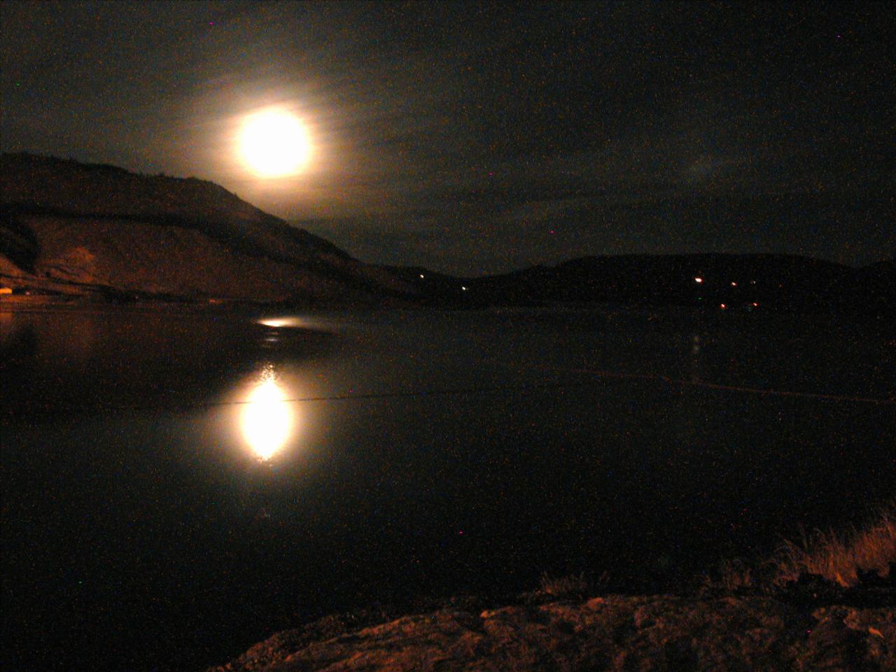 Moon reflecting off Lake Roosevelt, from same location as previous