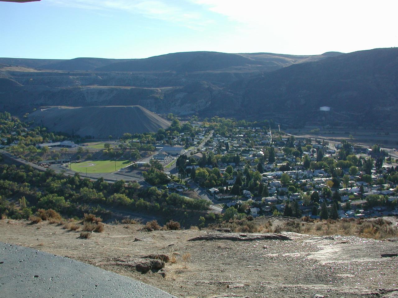 East Coulee Dam City,  and 