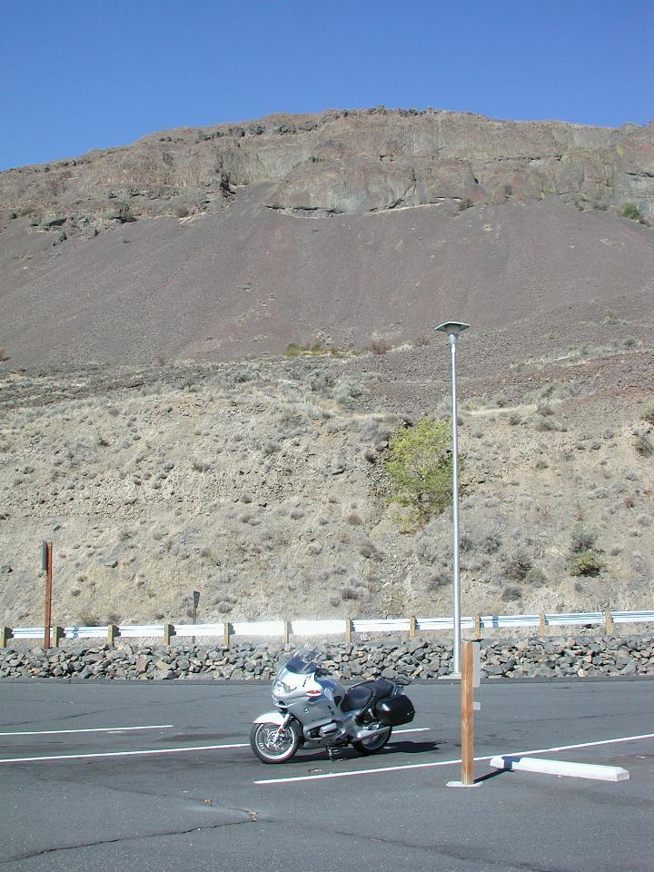 RT at Park Lake, with Coulee cliff behind