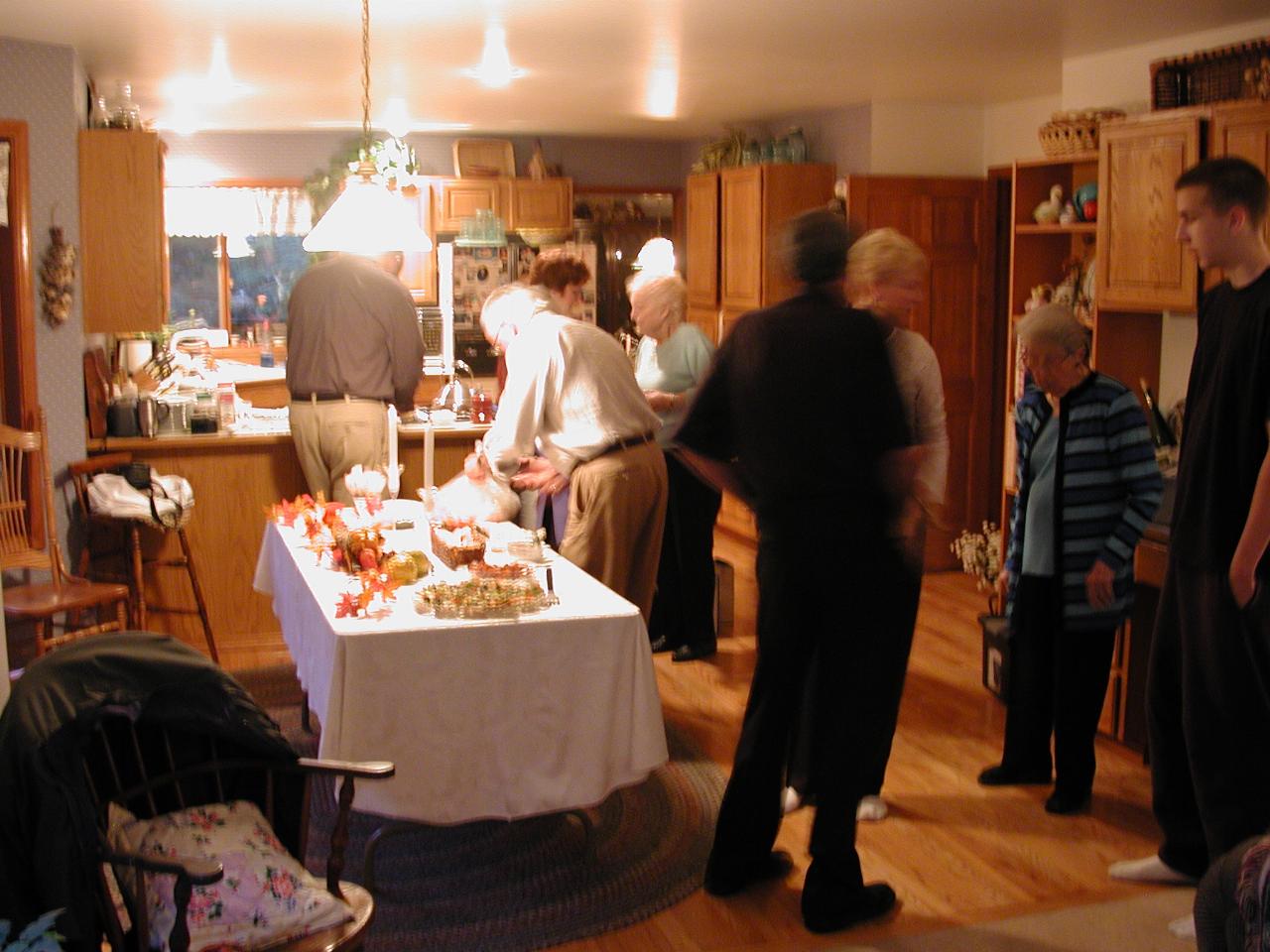 Randy, Bill,Sandy, Louise, Brad, Judy, Doris (Bill's mum), Matthew