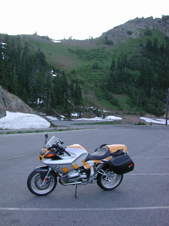 R1100S at almost Chinook Pass