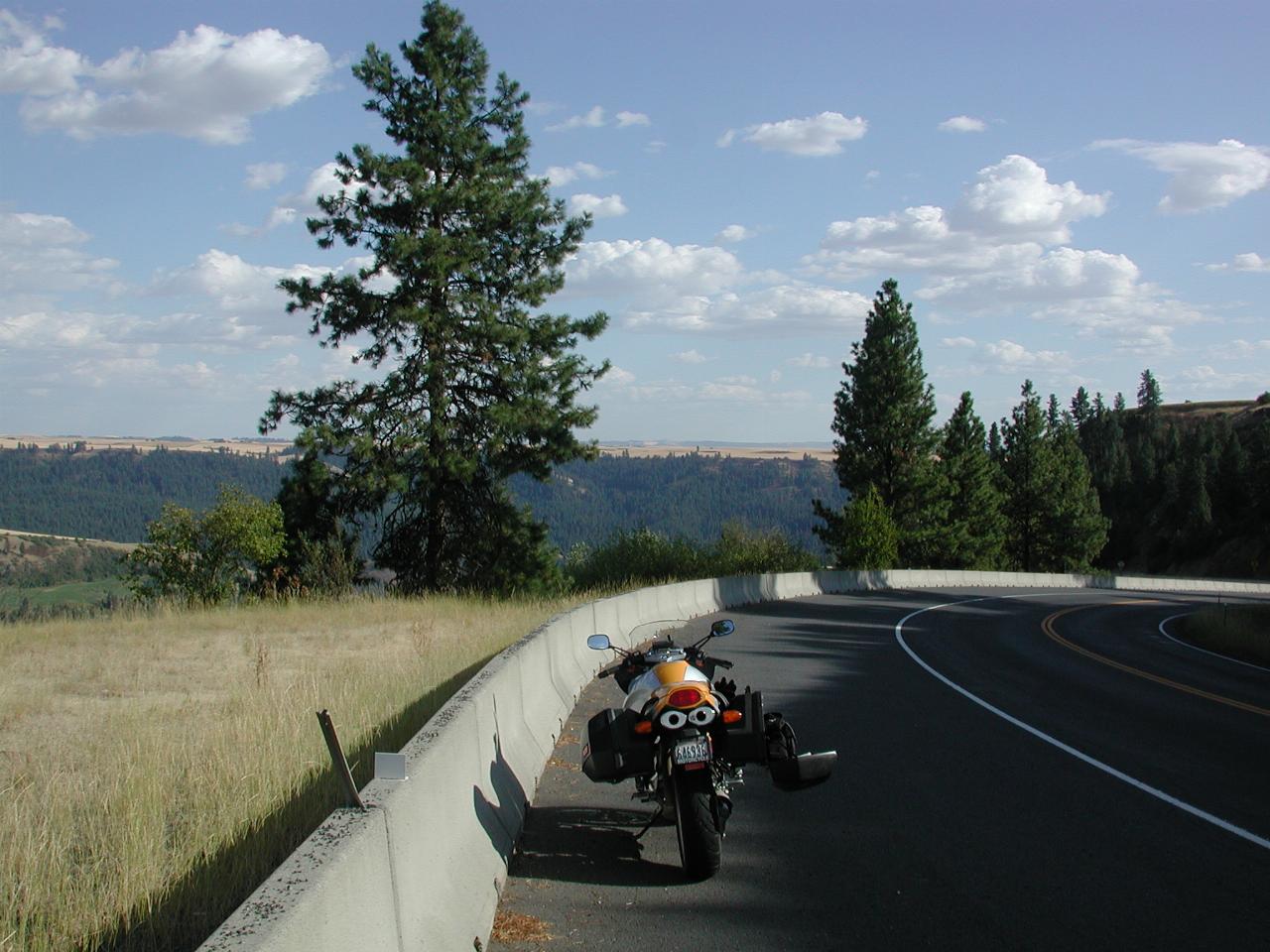 Valleys and farmland near Kendrick, ID