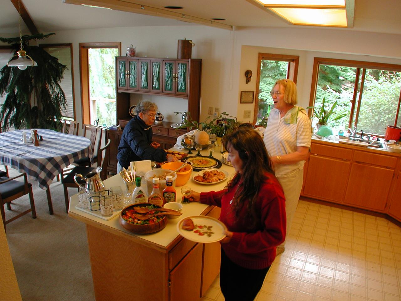 Plenty to eat: Marie, Maria, Patty