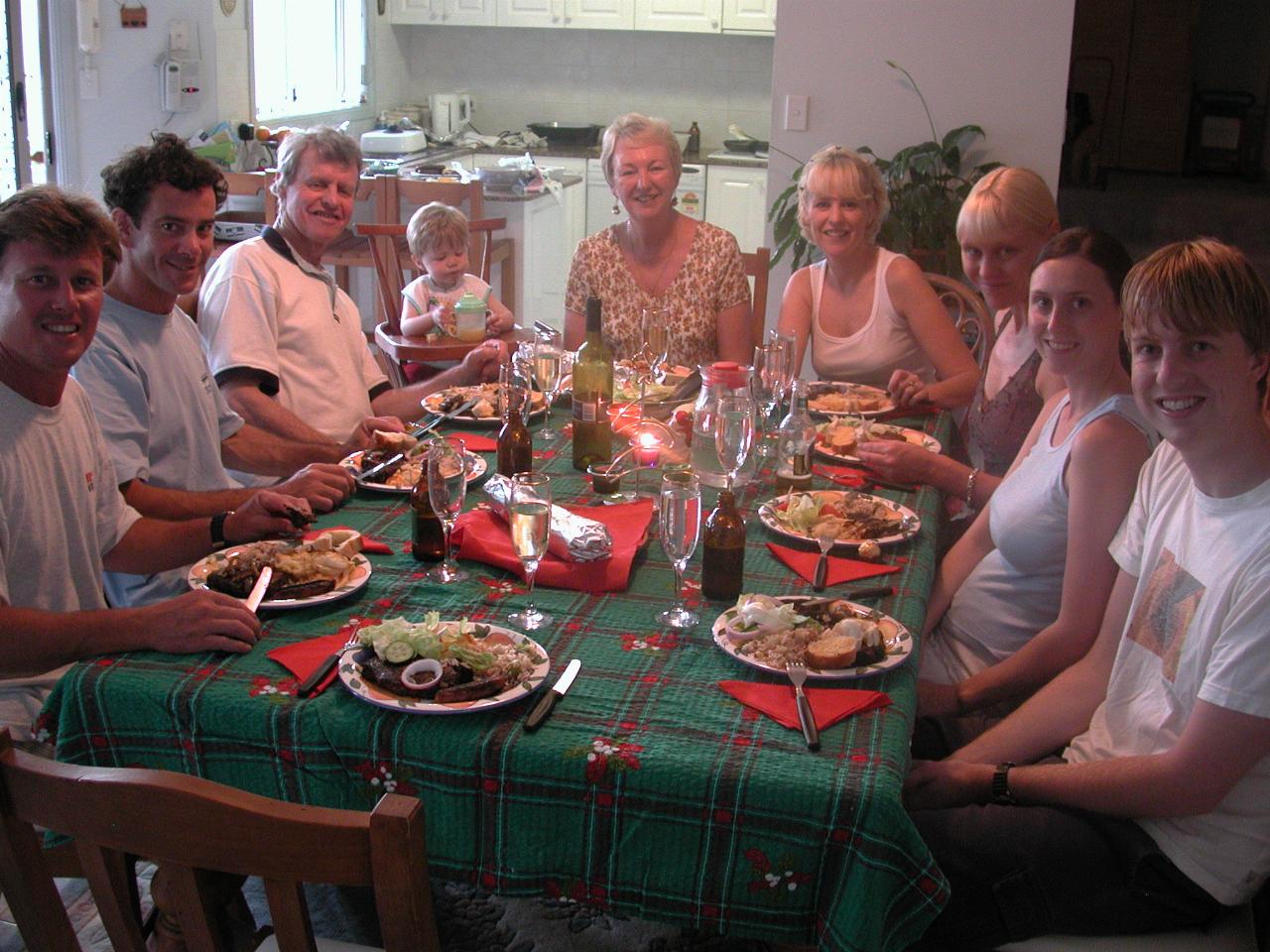 Family welcome dinner: Cameron, Greg, Peter, Jake, Yvonne, Michelle, Kelly, Nat & Keiran