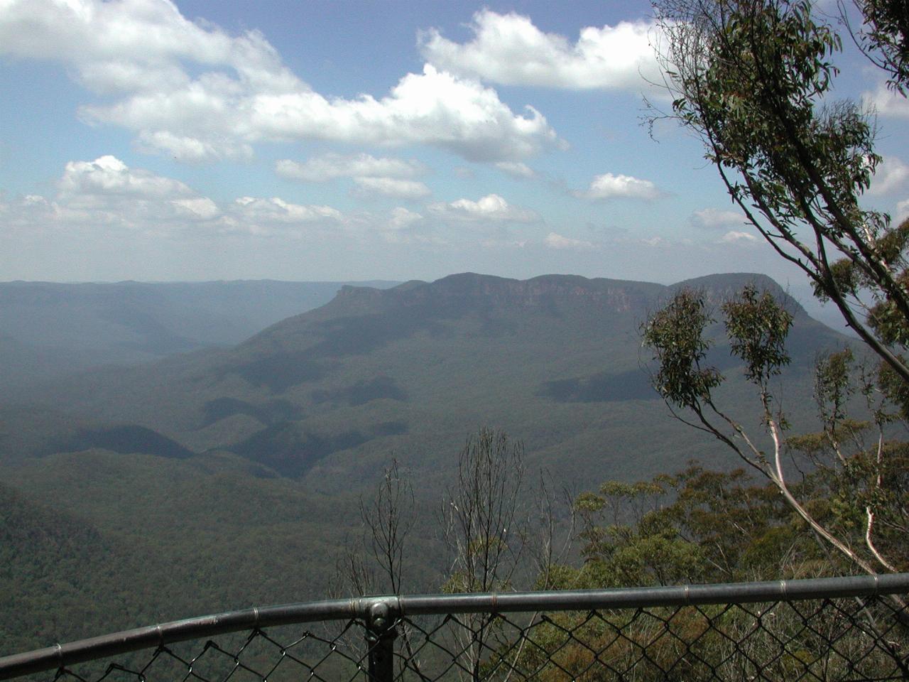 (Probably) Narrow Neck, separating Jamison and Megalong Valleys, Blue Mountains