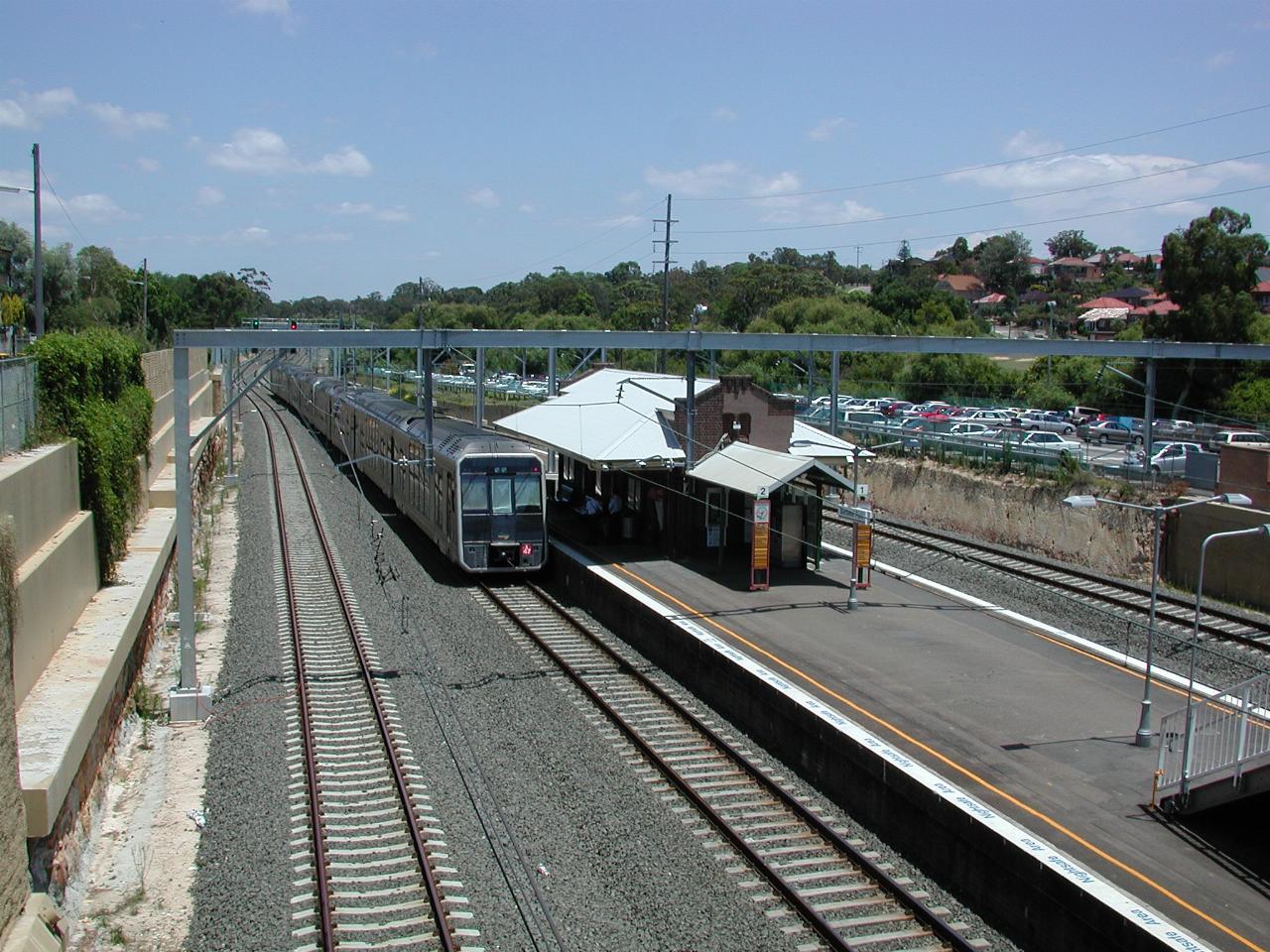 Bardwell Park station with 4 tracks