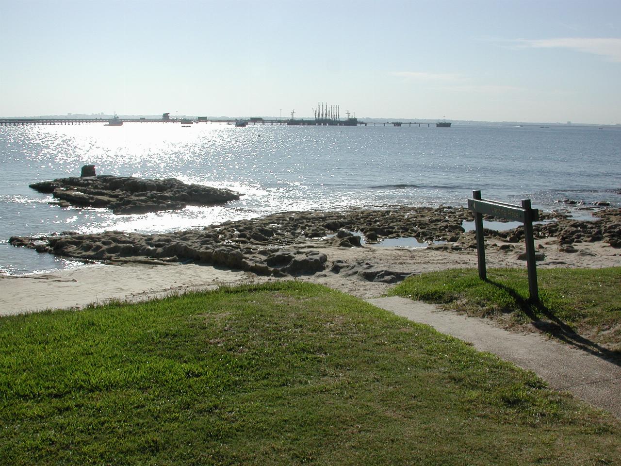 Landing place marker and sign