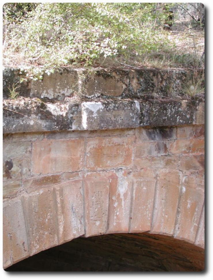 Towrang Stockade (Hume Hwy, 10km N of Goulburn) with convict bridge