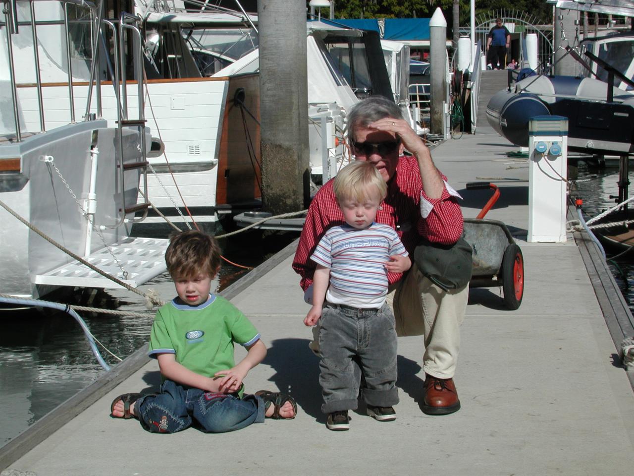 On Como Marina Dock