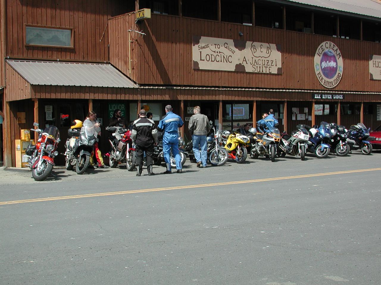 CtS 2005 group at Elk River, ID