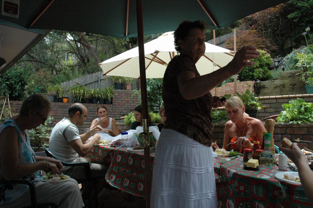 Chow time to farewell Nat's return to London: Yvonne, Gilbert, Natalie, Louise, X, Cecelie, Kelly