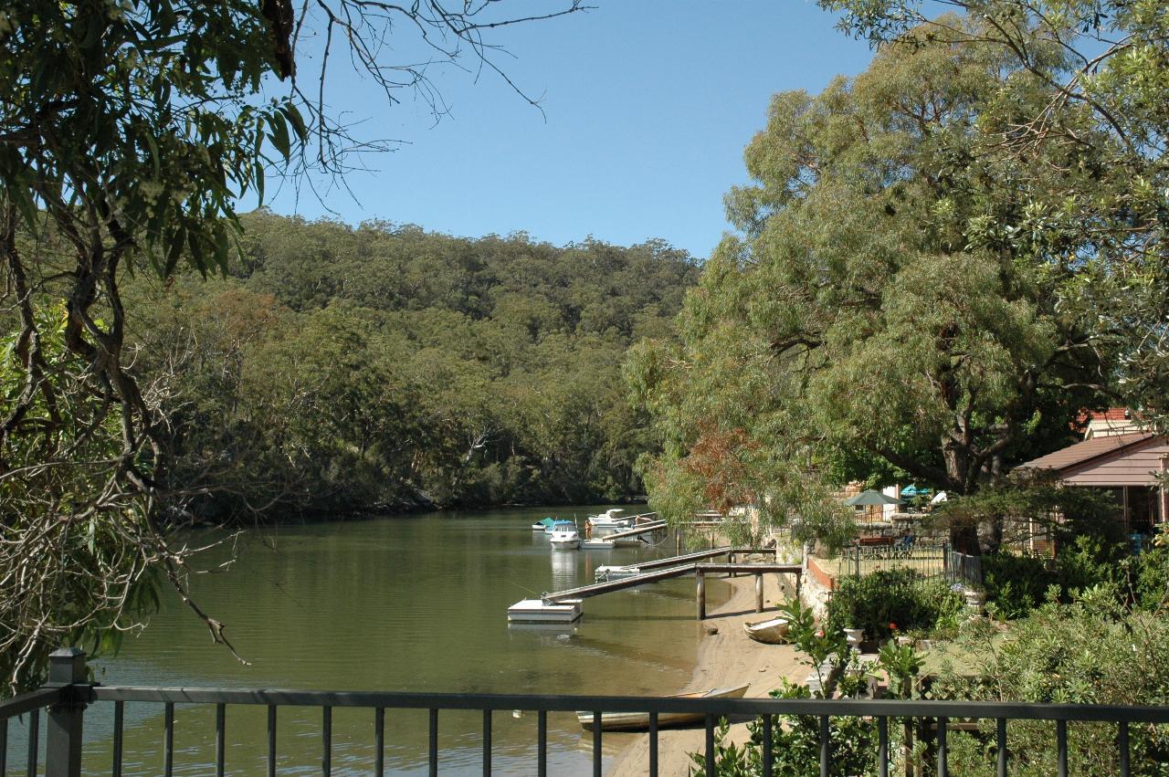 Looking up Woronora River from Cameran & Michelle's home, awaiting Santa