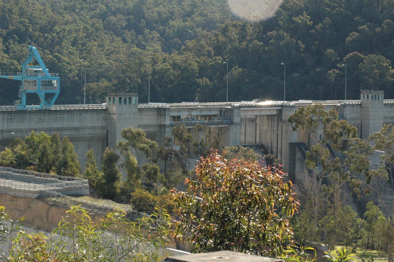 Warragamba Dam's old spillway,  and 5m higher level of wall