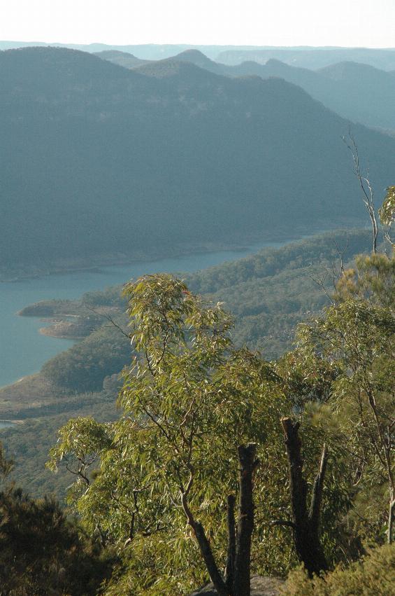 Looking north along Burragorang Valley towards Blue Mountains