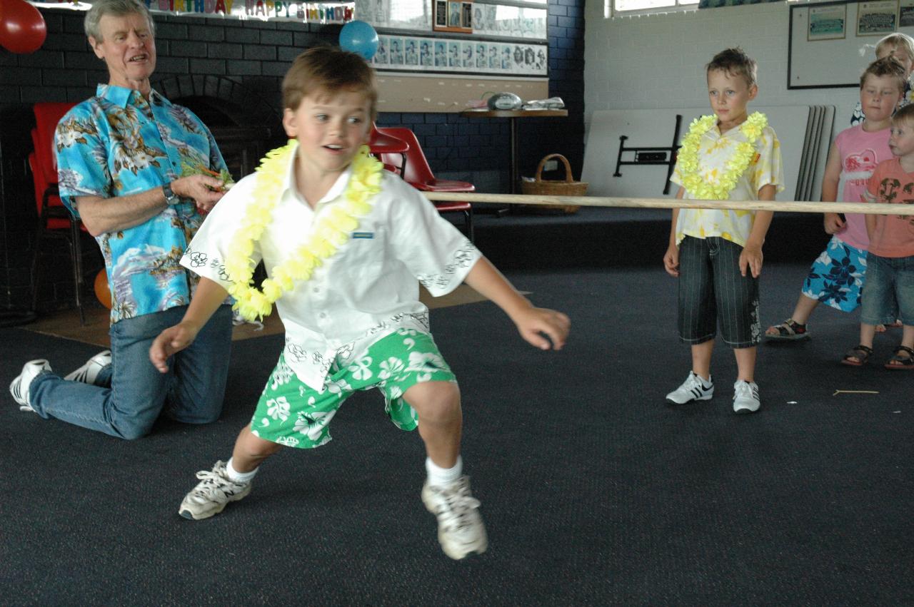 Tynan's 7th birthday party: Limbo Rock Time