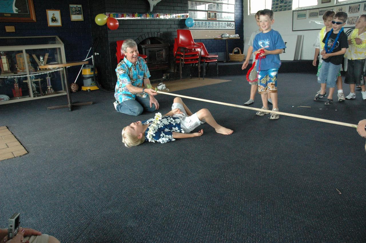 Tynan's 7th birthday party: Limbo Rock Time