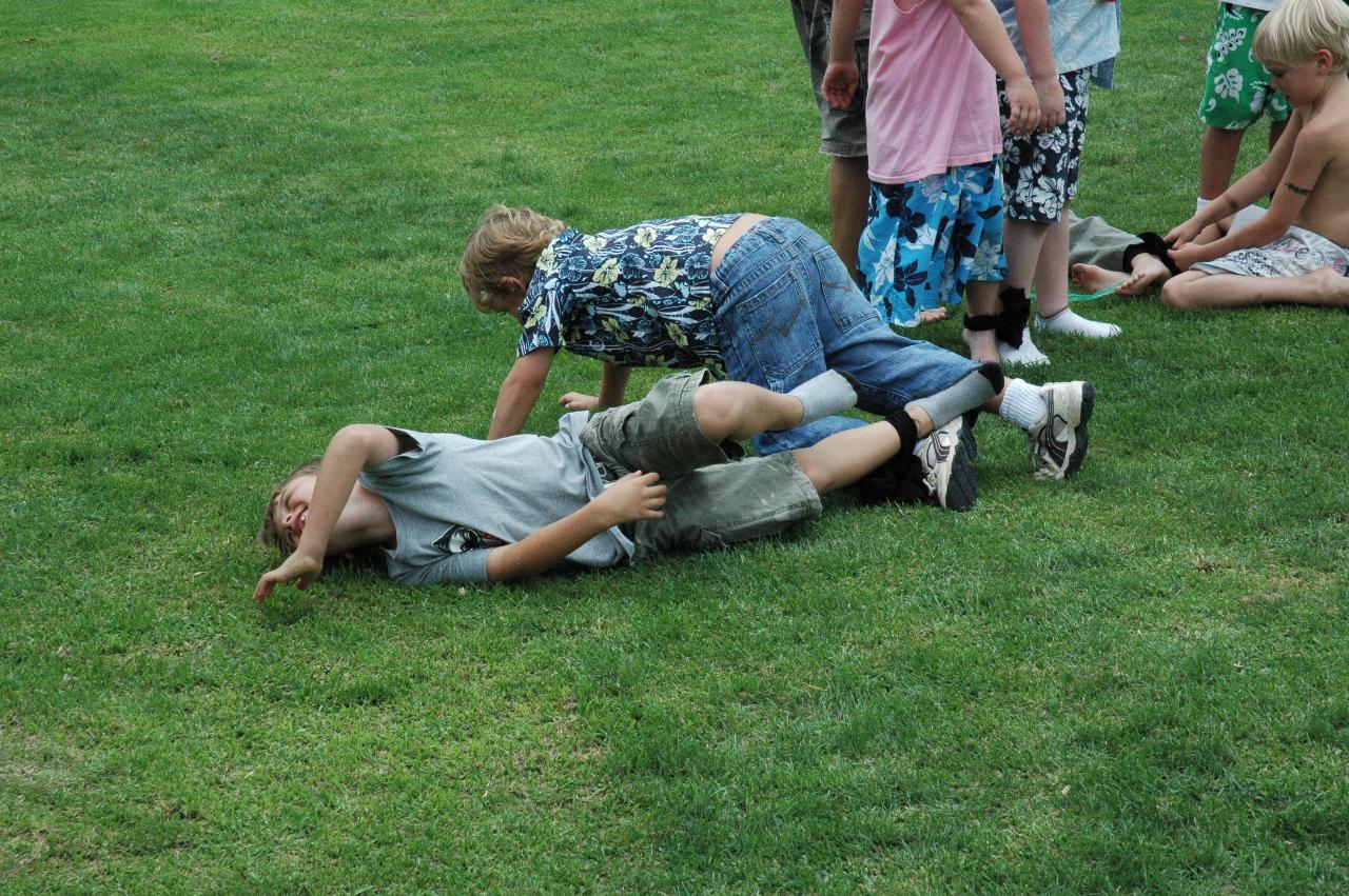 Tynan's 7th birthday party: Mayhem on the starting line for the three legged race