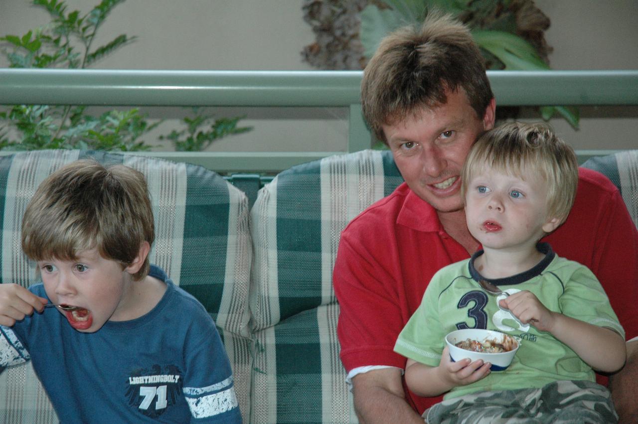 Cameron and his two sons, Jake and Flynn, at Illawong family dinner