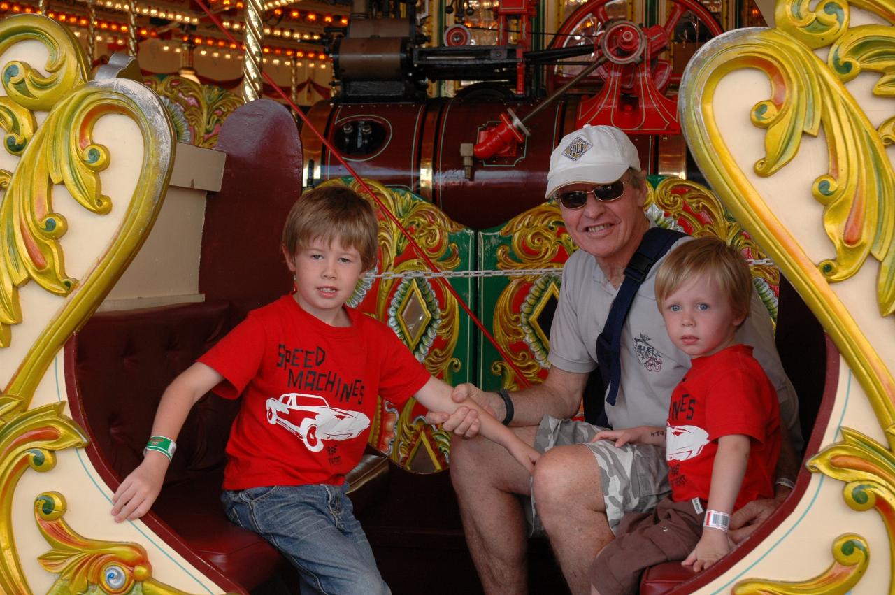 Luna Park Day: Jake, Peter and Flynn at the end of the carousel ride with \