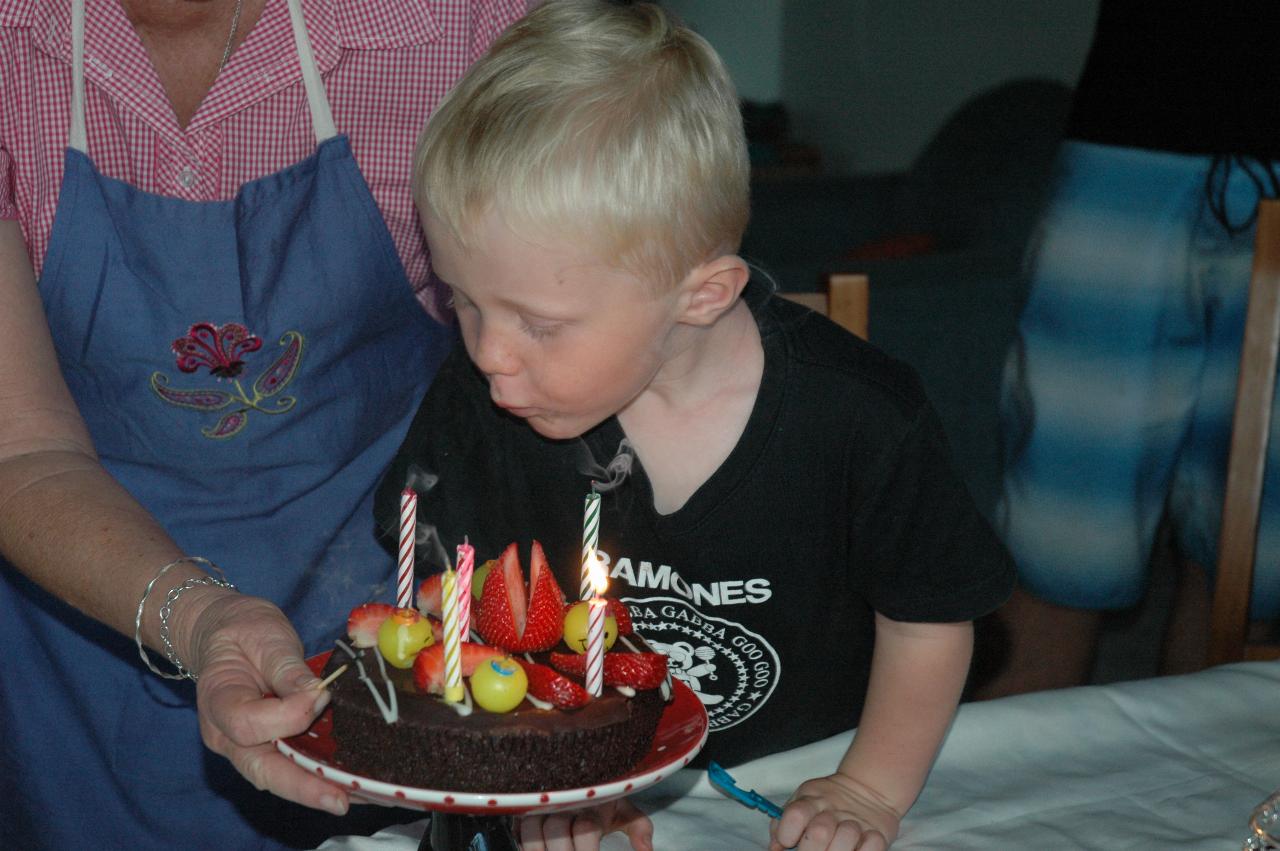 Christmas dinner at Illawong: Cooper also has to blow the candles out