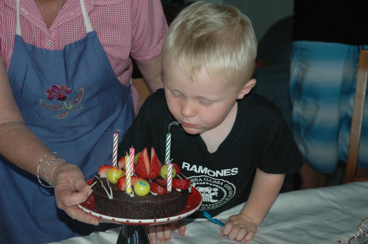 Christmas dinner at Illawong: Cooper also has to blow the candles out