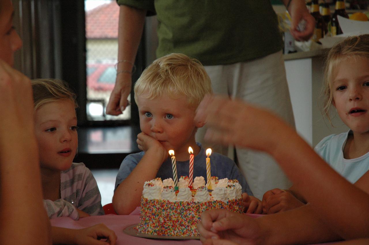 Cooper's 3rd birthday: Candles not lit - time to sing again