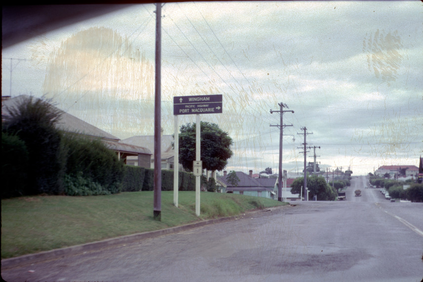 QLD May holiday trip: Seems to be in Taree, from the road sign