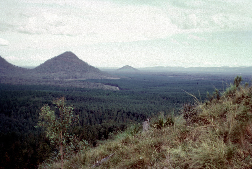 May holiday trip to QLD: Glasshouse Mountains