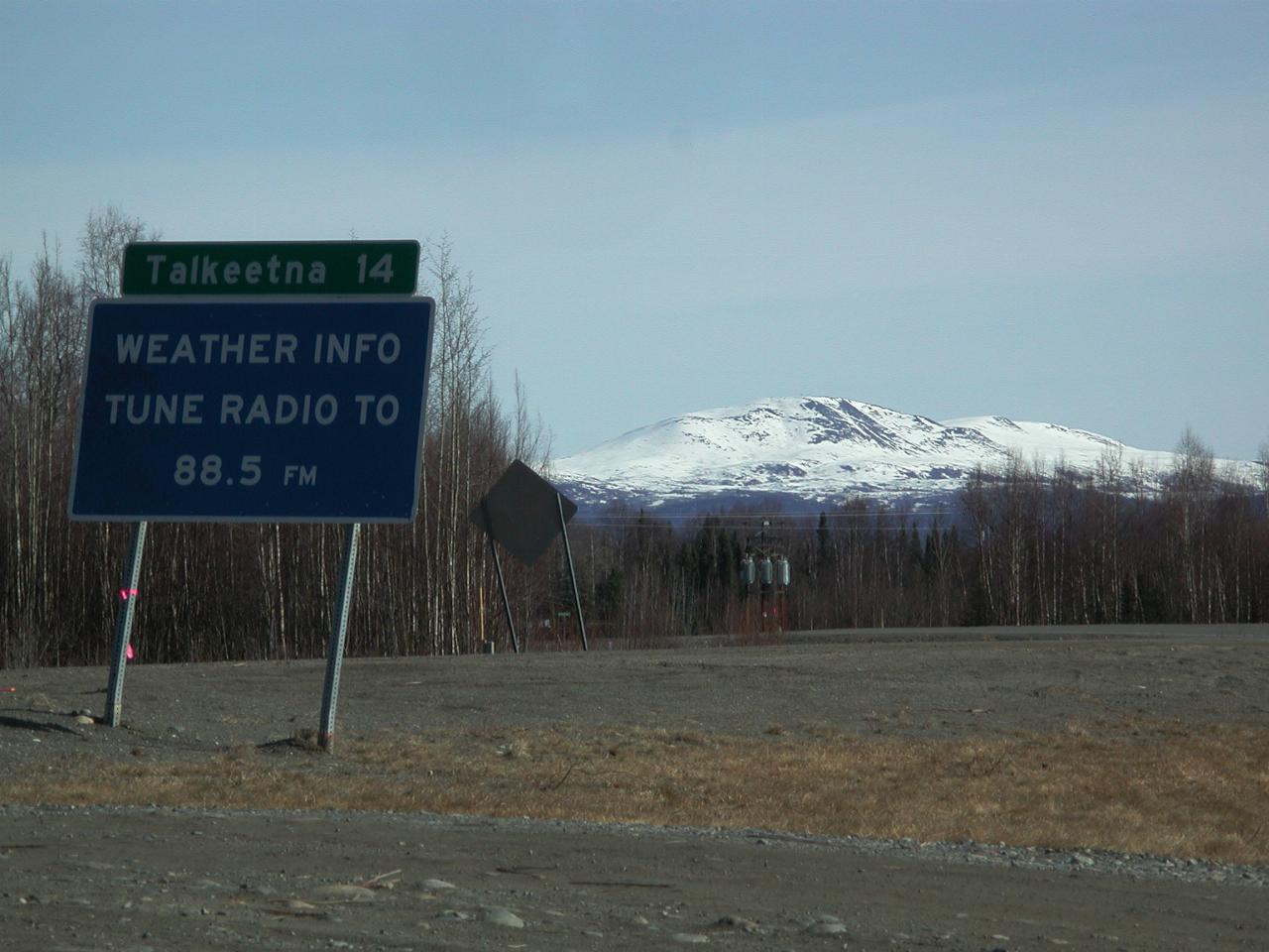 More snow covered hills at Talkeetna turnoff on Highway 3
