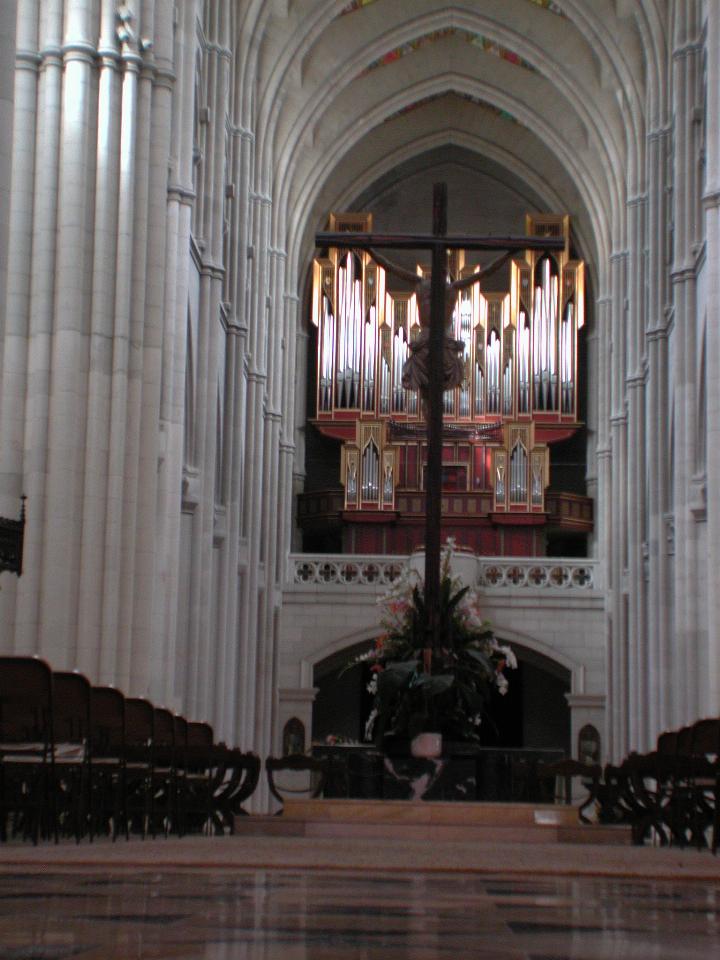 Organ at Almudena Cathedral, Madrid
