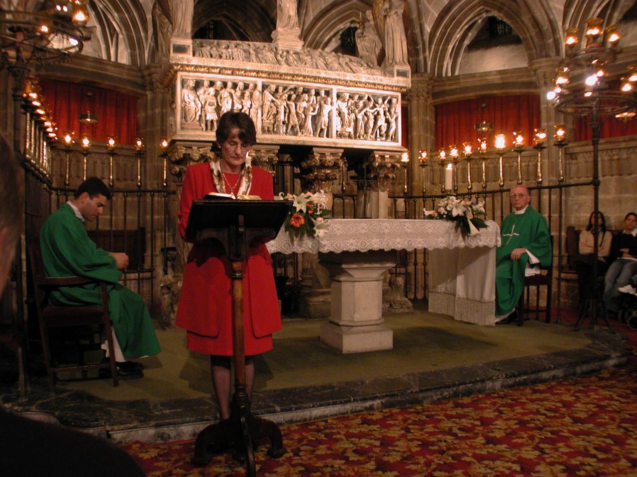 ML reading the lesson at crypt of St. Eulalia, Barcelona Basilica