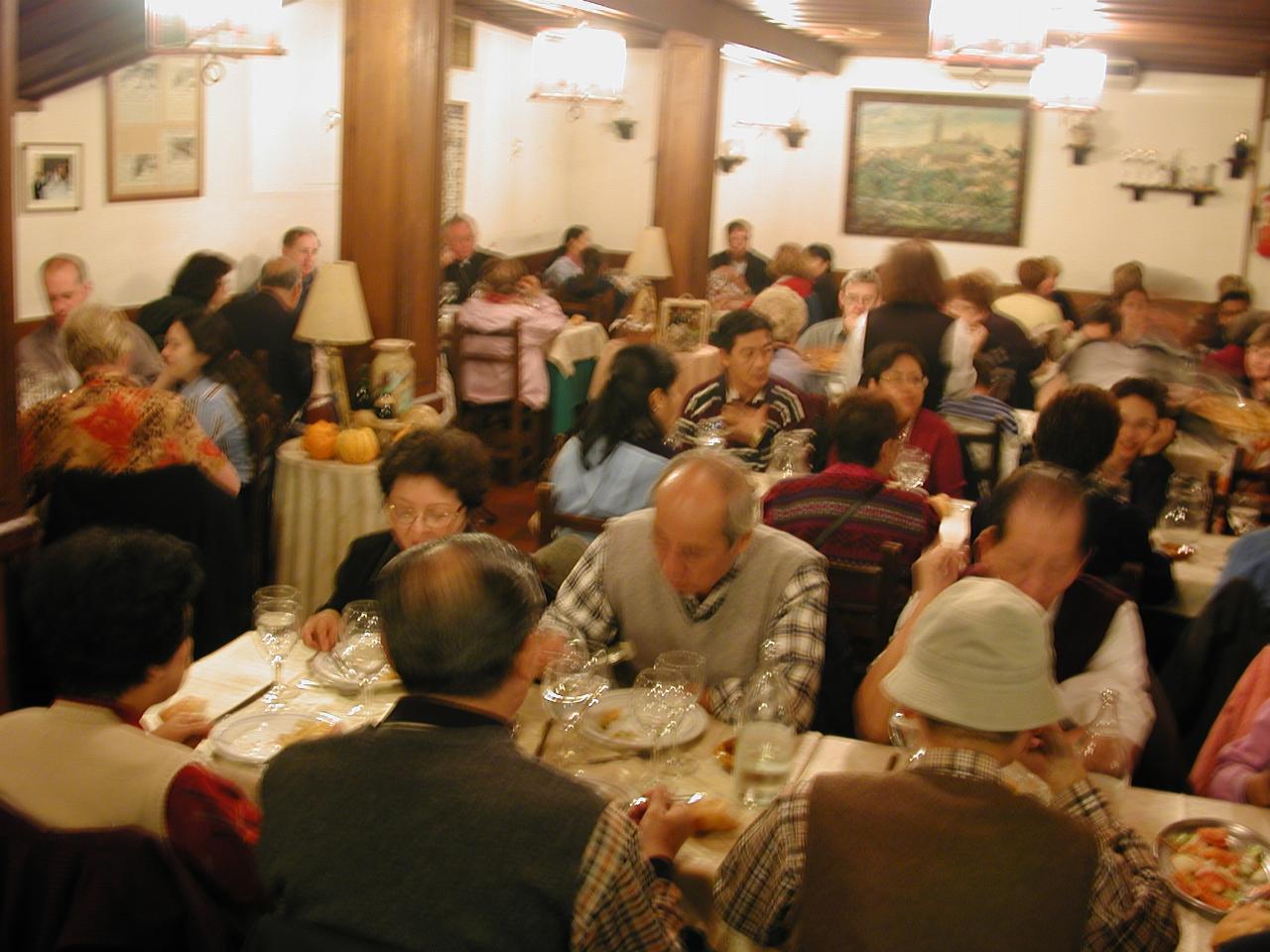 The busy lunch time crowd in Segovia restaurant